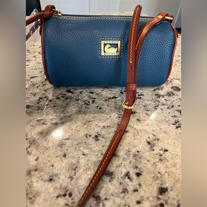 Dooney & Bourke Barrel Crossbody NWT